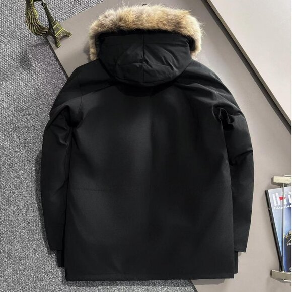 Canada Goose Men's Coat,Very comfortable to wear - Picture 2 of 8